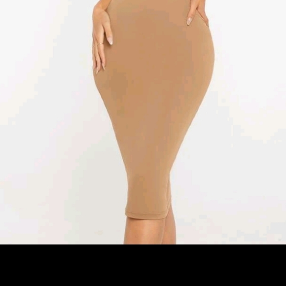 Bodycon dress - Picture 5 of 5